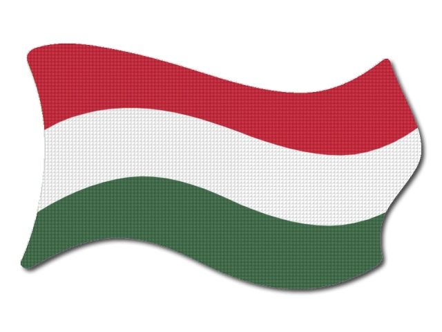 Maďarská vlajka vlající